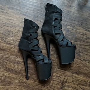 Pleaser 8 inch black boots